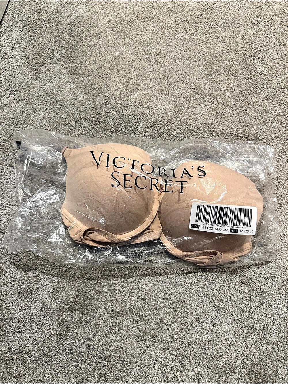 Victoria's Secret Full Coverage Bra in Beige 36C Brand New